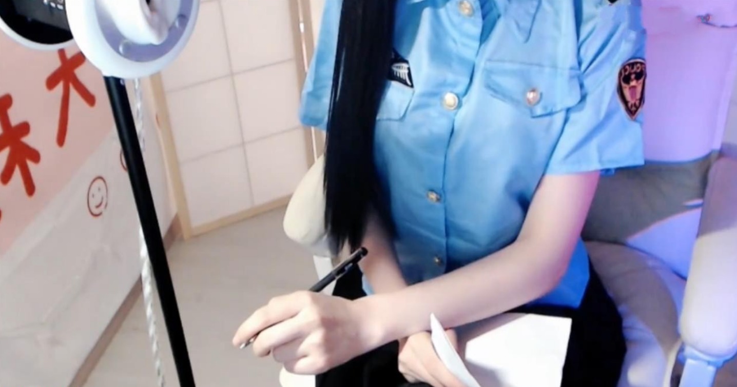 斗鱼主播婉儿别闹ASMR - 体制内