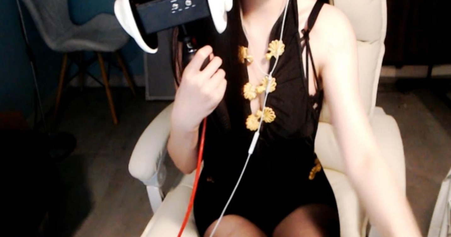 婉儿别闹6月最新付费《掏耳棒》