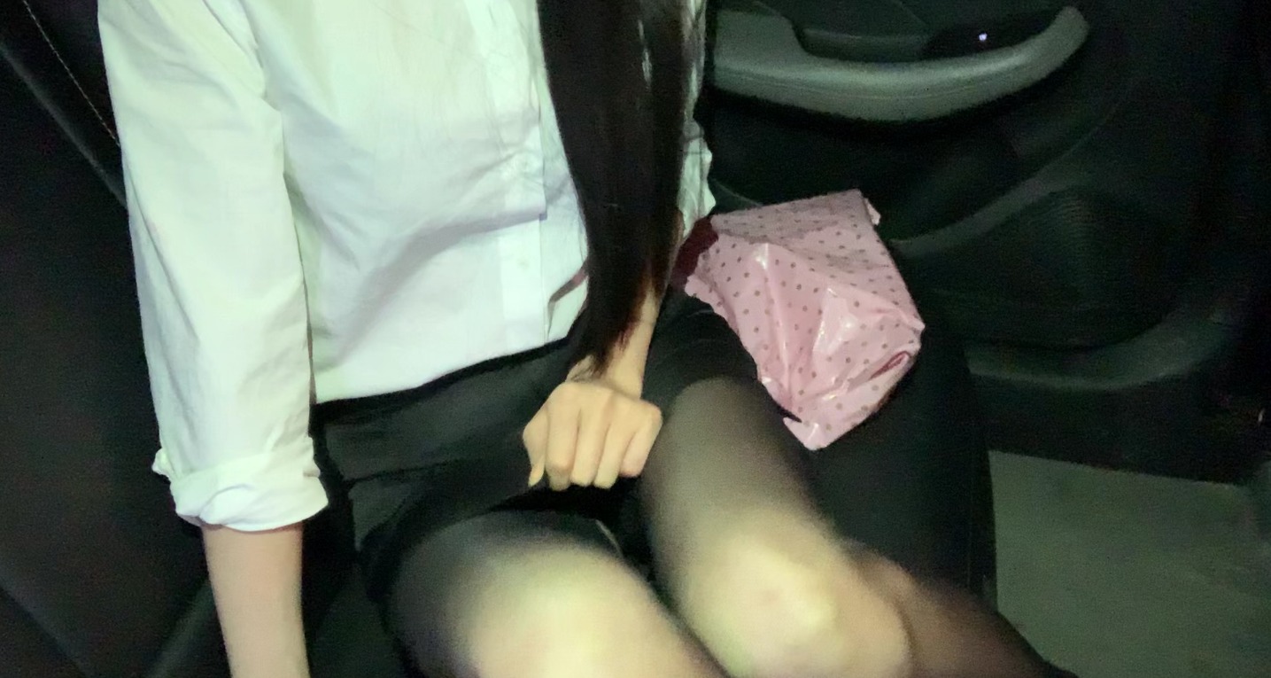 斗鱼婉儿别闹2021.1月火箭群飞机资源《深夜的车》
