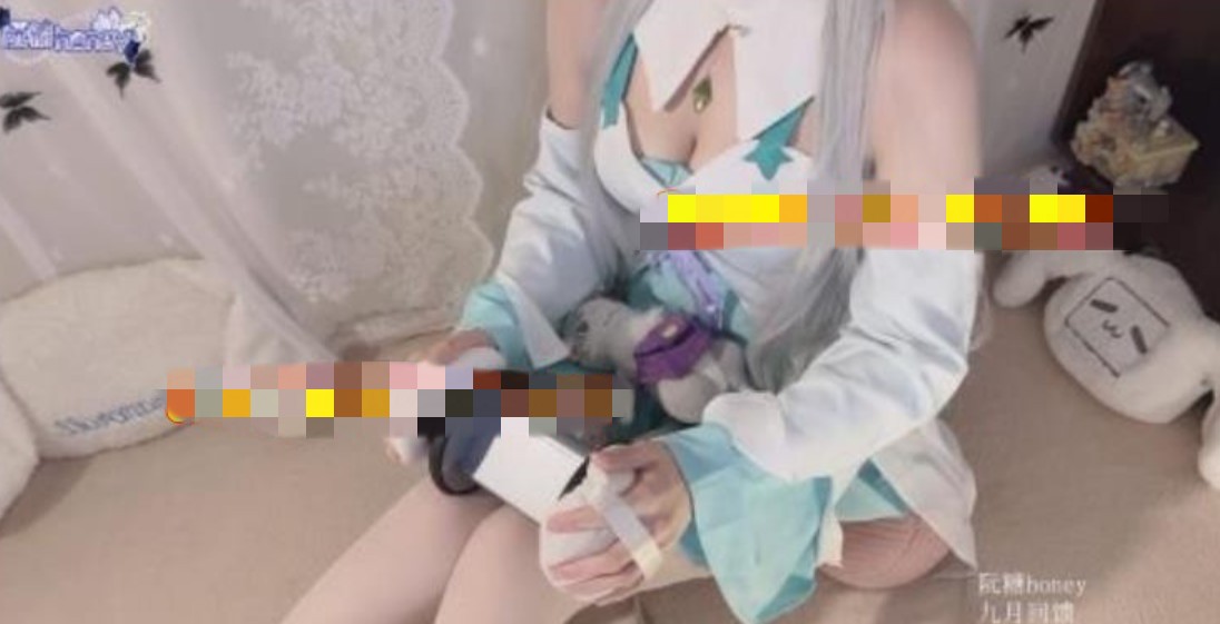 阮糖九月+爱蜜莉亚cos+【大腿吻痕是谁亲的（无人声）】 阮糖honey ASMR