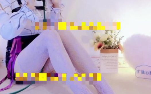 【卡芙卡】妈妈的抚慰+滑腻の大腿丝袜摩擦+紫丝足音按摩~ 兰兰小苍Freesia ASMR